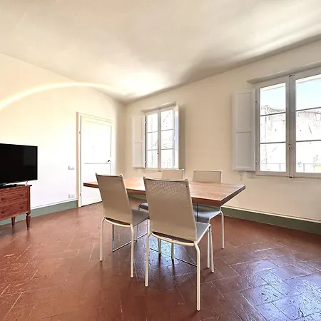 Pellegrini- Behind The Cathedral דירה *